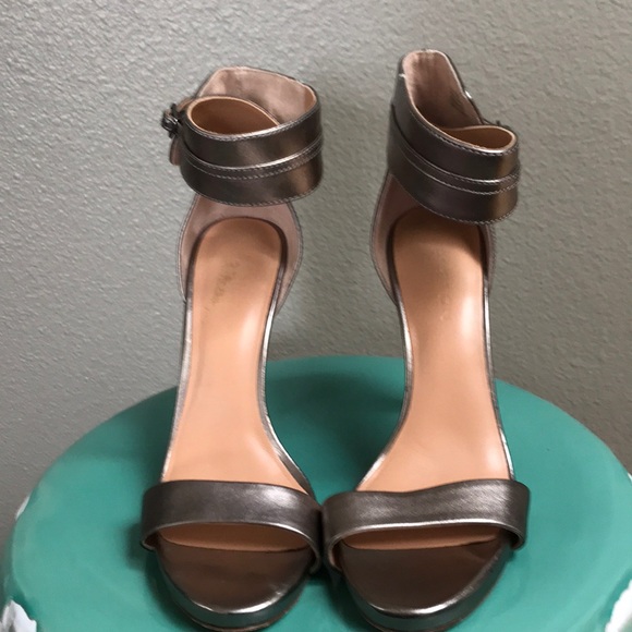 Halston Heritage Heels! - Picture 2 of 7